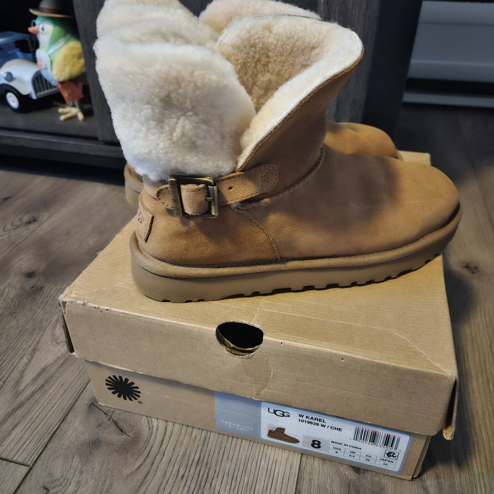 UGG Womens Karel Boot